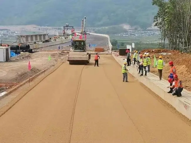 乌兰路基工程